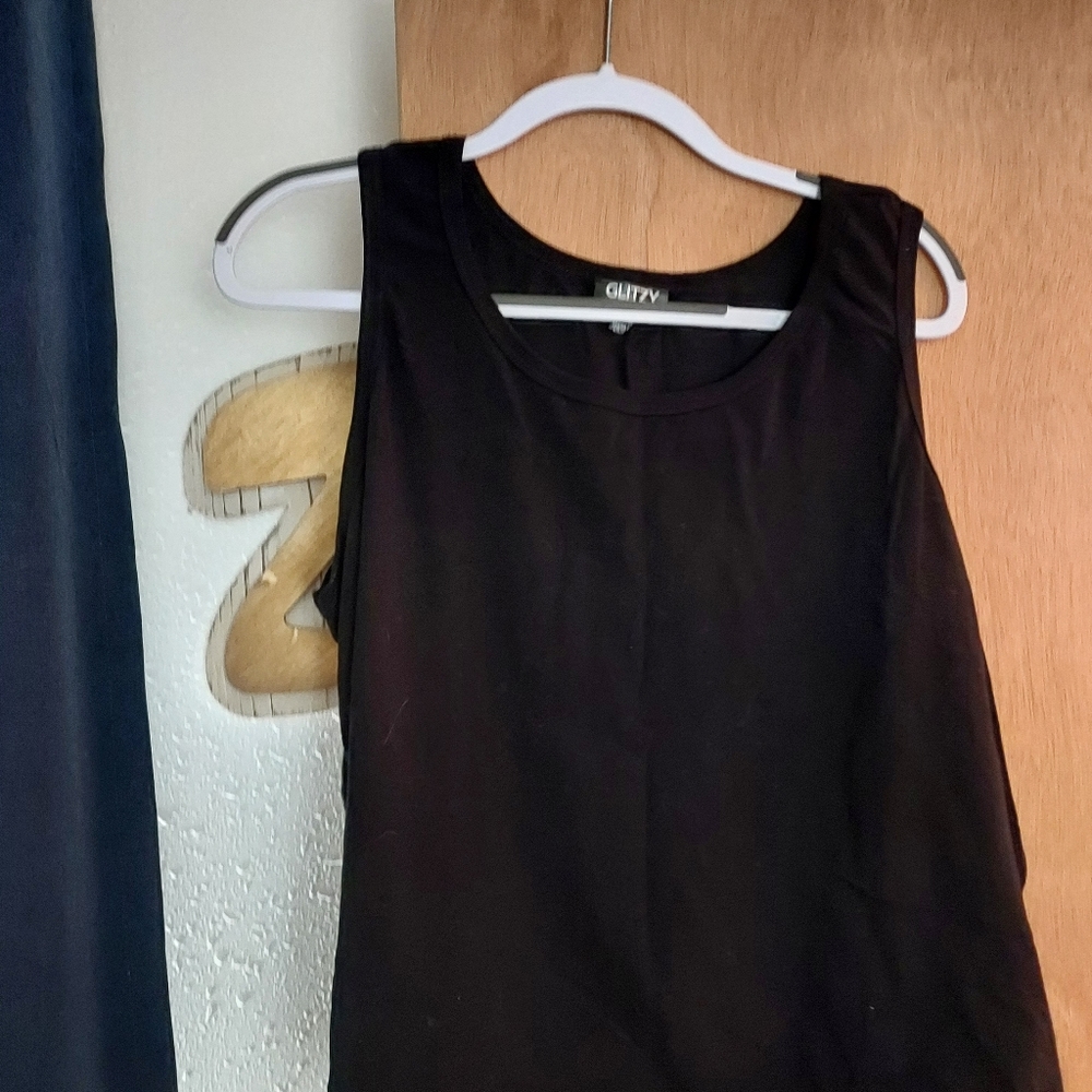 Nwt.3x tank top